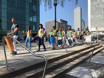 CaroleCharnow's tweet photo. #grooversity @BosMakerFaire @BosChildMuseum #drumming https://t.co/GFSN8AU969