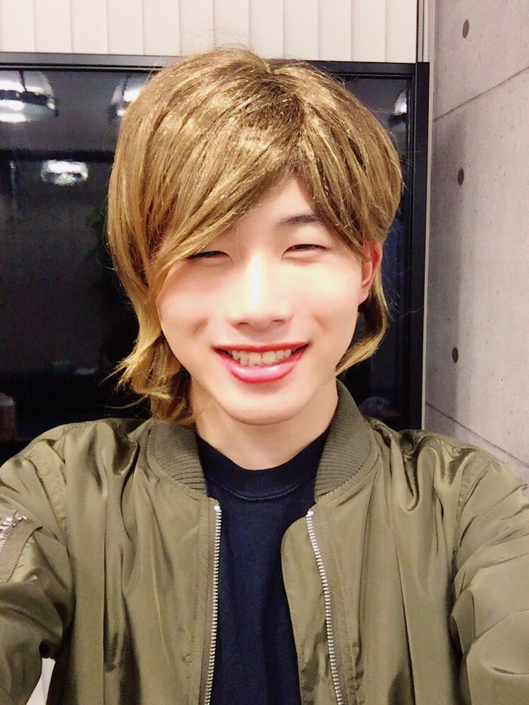 laters_dekatin's tweet photo. 変身💓 https://t.co/0pbLxDaWlE