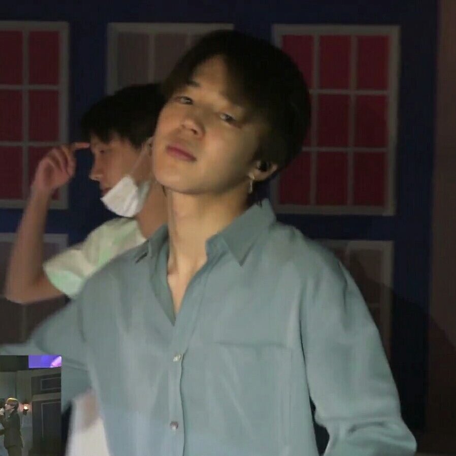 low quality jimin 💐 (@lowqualityjimin) on Twitter photo 
