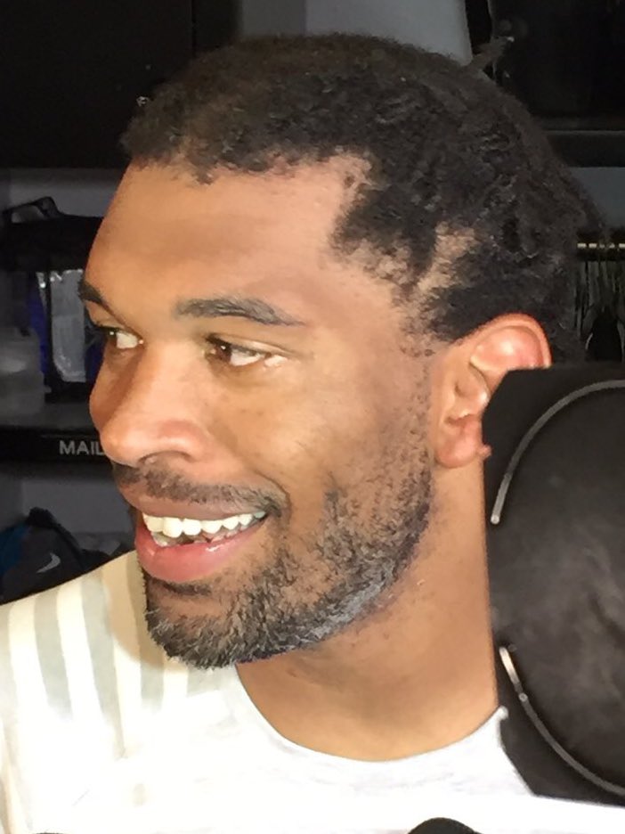 alexiariggins's tweet image. Pep the GOAT with gray in his beard. Like my bae, the other GOAT also with gray in his beard 😎😎 #6tackles #2sacks #OLD #GOATs @JerryMullis67