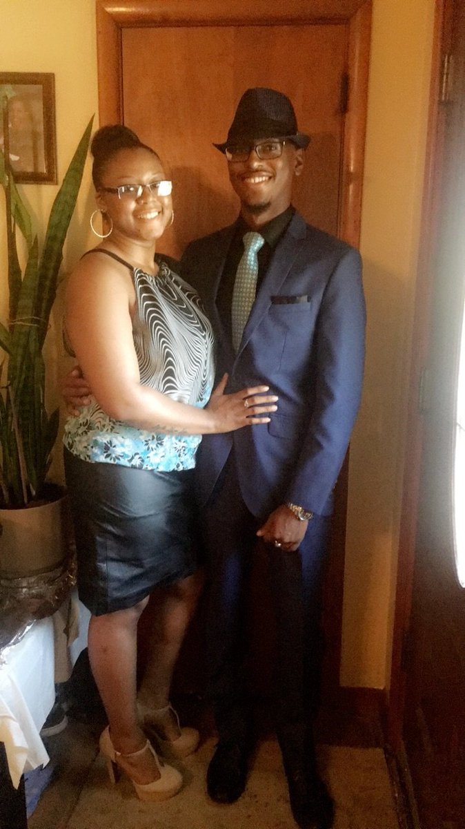 DwayneLHunterI1's tweet photo. If you can take her to the club butt not to church, than pick a different one bro #SheCanDoBoth #ChruchFlow #GodsFirst #RelationShipGoal https://t.co/LBJrb42YCX