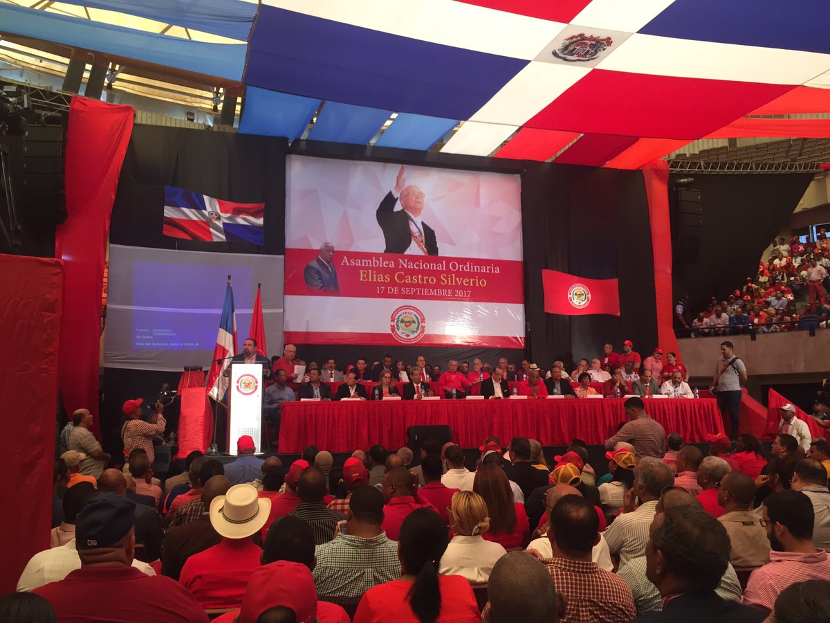 orlandomuller7's tweet photo. Sin sacrificio no habrá gloria, hoy comenzamos un nuevo camino, el viejo queda cerrado, cerrado para siempre #AsambleaPRSCTeoCruz @laJRSC https://t.co/1Zg1FJhY0y