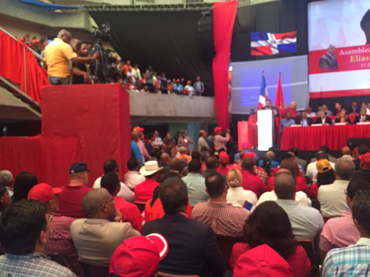 orlandomuller7's tweet photo. Sin sacrificio no habrá gloria, hoy comenzamos un nuevo camino, el viejo queda cerrado, cerrado para siempre #AsambleaPRSCTeoCruz @laJRSC https://t.co/1Zg1FJhY0y