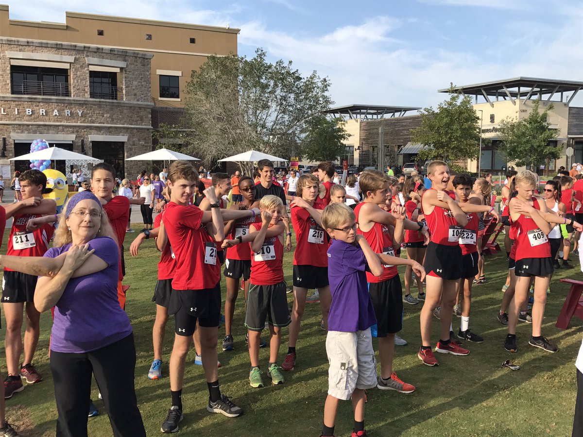 CoachMartinXCTF's tweet photo. What a great way to start our Sunday Morning. #CC4C #TeamNoah https://t.co/V7XPnDerpI