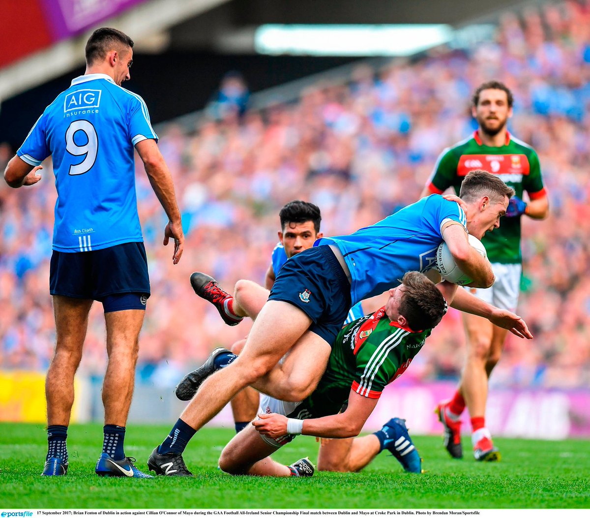 IndoSport's tweet photo. Dublin are All-Ireland champions for a third year in a row after a 1-17 to 1-16 win over Mayo https://t.co/Tkxybp0GNL https://t.co/kMxtwERRUM