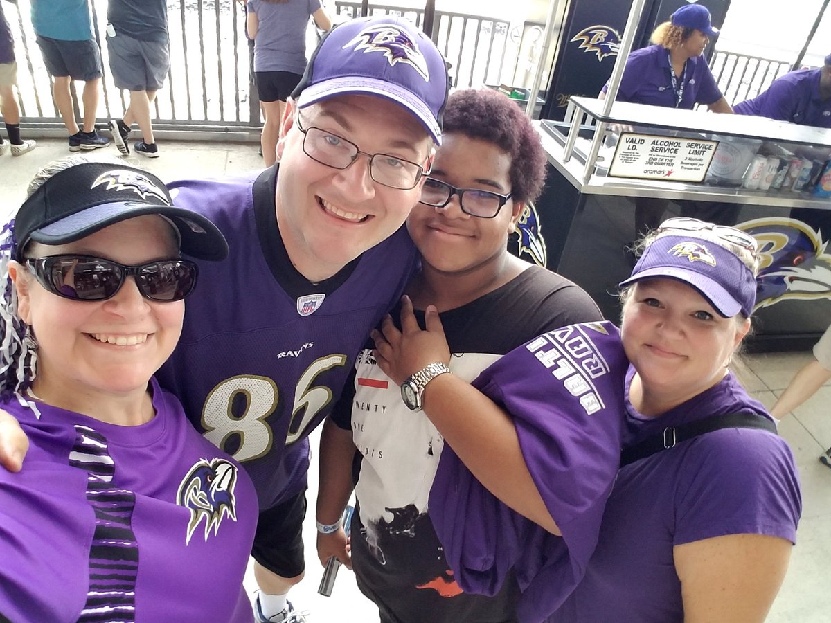 dancecjw's tweet photo. #goravens #RavensFlock https://t.co/bUPaQdVi8B