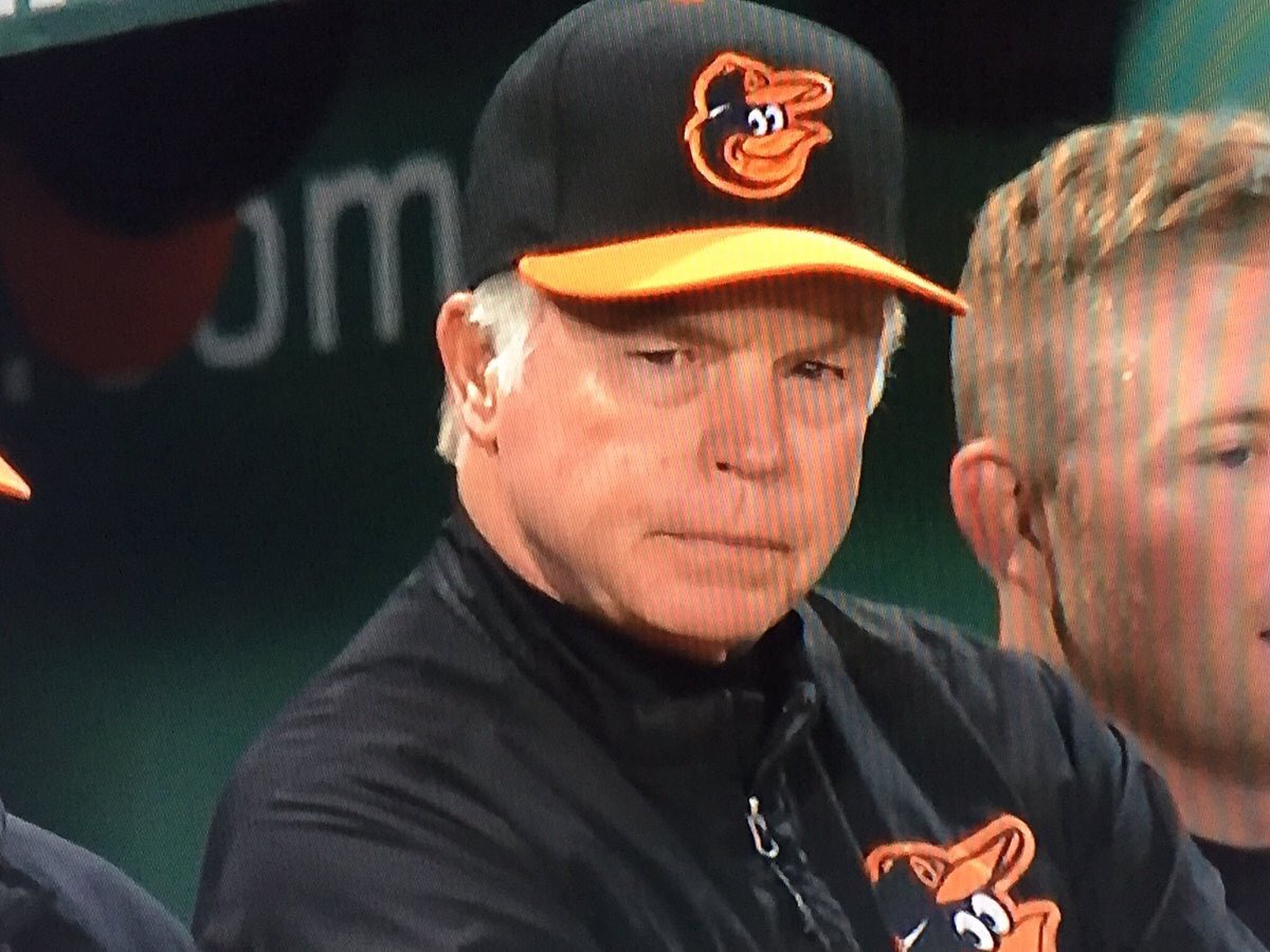 SurvivingGrady's tweet photo. "Buck, you guys gonna beat the Yanks today?"

"Well let me check. That would help the Red Sox, SO NOOOOOOOO." https://t.co/ggdipOhEZF