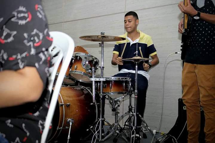 NathanCrf07's tweet photo. Pra Te adorar eu vivo, pra Te adorar eu vivo , só pra Te adorar🎶❤🎤👏
#DeusÉMaravilhoso #Drums #Batera https://t.co/0lGPwCbqH4