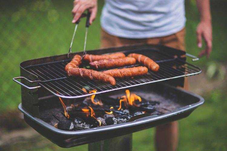 prnewswirebr's tweet photo. Você sabe #temperar #corretamente a #carne do #churrasco? Hora do almoço?👉🏽https://t.co/Uv8rwlu0Mc^FM @revistaencontro 🍴 https://t.co/qBeQBrLuVk