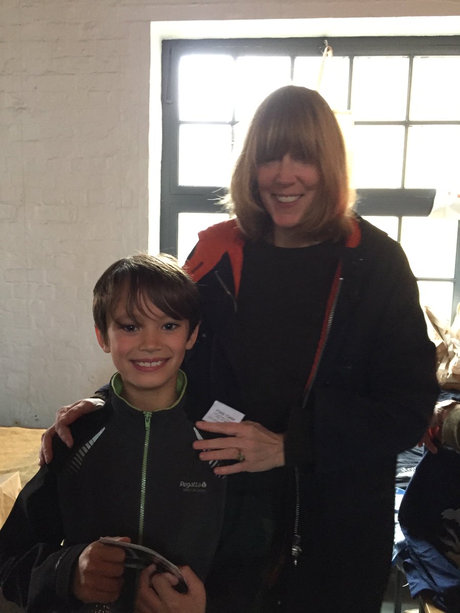 philwright1975's tweet image. My 9yo Jack meeting @beth_orton @ @home_gathering with @TheUnthanks providing some mesmerising music.