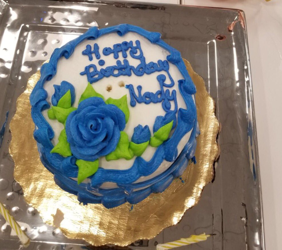 jaylann's tweet photo. A special shout out to my CARE Team family for making my birthday super special @JetBlue @BethChoisez @EvaCapous I ❤️ you all #ilovemyjob✈️ https://t.co/ngDyHbdAHY