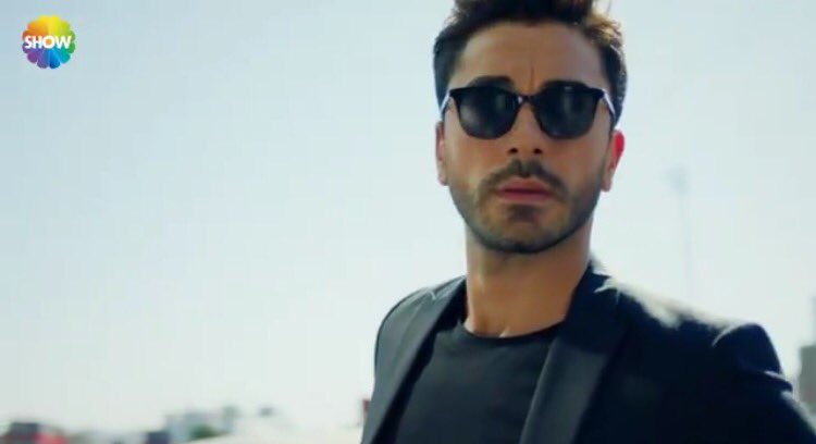 alnileyyy's tweet photo. Ali Asaf'ım yine tek başına cool takılıyor yerim #GökhanAlkan https://t.co/1kQMNHVQdj