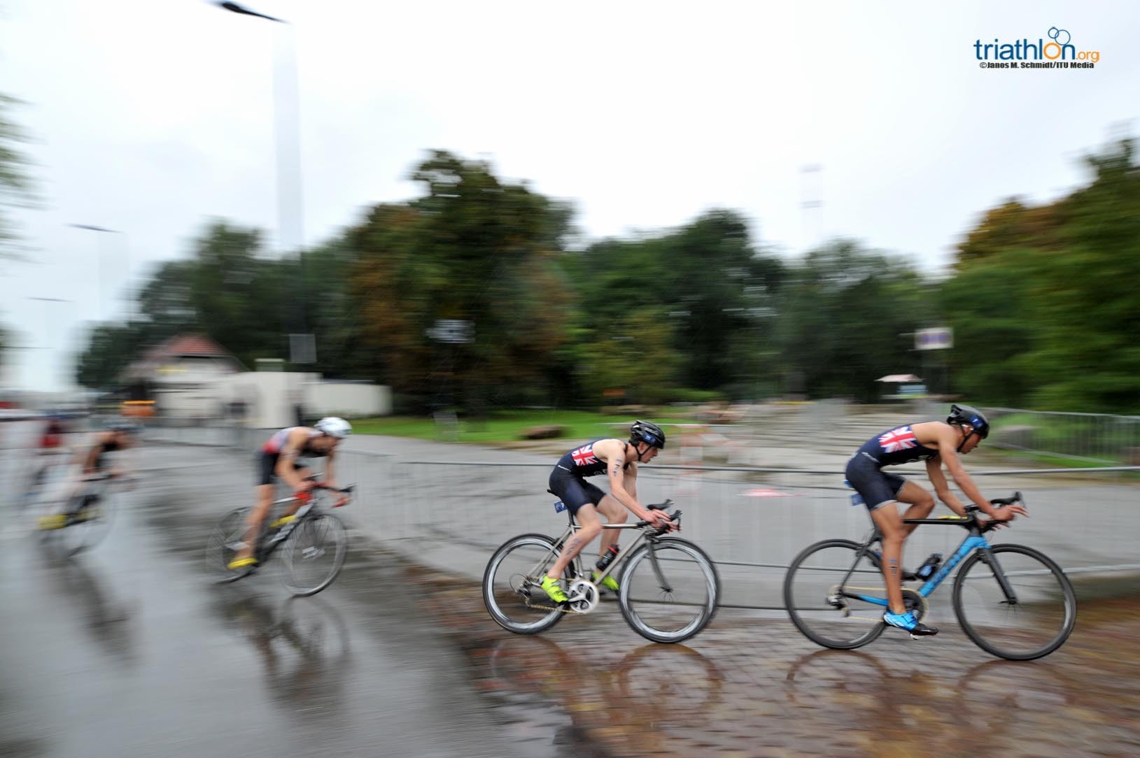 Barclay Izzard on Twitter