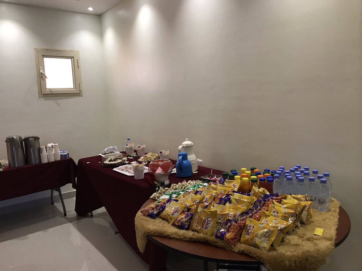 ccesjz's tweet photo. كما احتفى المركز بالأمهات والأطفال واستقبلتهن منسوباته بالورود والفقرات المتنوعة https://t.co/S6O3dbhdMm