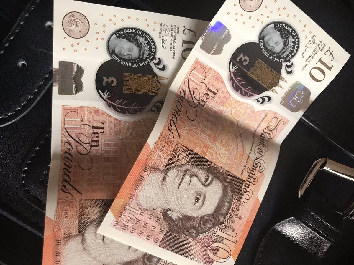 melita_latham's tweet image. First #tenpoundnote from the machine! They are tiny.