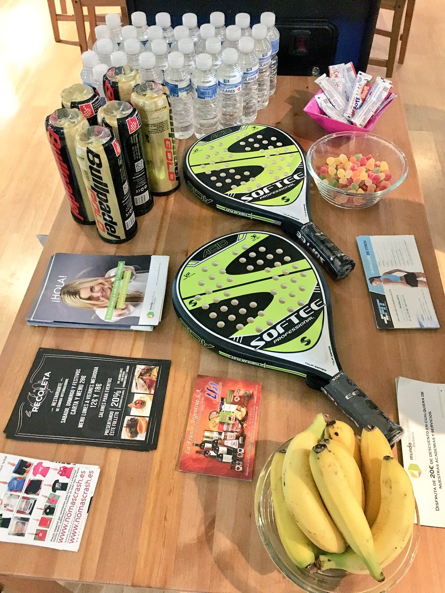 ATopeDePadel's tweet photo. Un poco de todo lo ocurrido en el Torneo Mixto &amp; Masculino @ATopeDePadel del Viernes 15/9 en @PadelNorte rodeados de amigos y buena música https://t.co/Sjkvz0hcbl