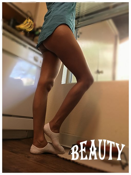 Good morning everyone!  Can't wait to start filming today! https://t.co/wWMvUHOp6V<a href="/tag/newprofilepic"class="tags"><span>#newprofilepic</span></a>