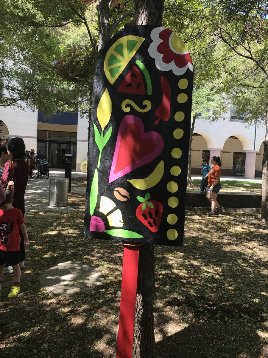 themomandpops's tweet photo. 2 works of art-The Blanton and Mom &amp; Pops!  Free pops while they last for Free Museum Day. #popsocool #popart https://t.co/eUiIHyxJzT