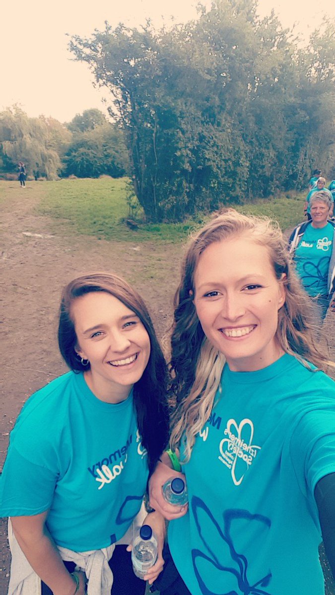 EllaClark_'s tweet photo. Great day with the fam doing the @alzheimerssoc memory walk for a great cause and remembering my grandad #dementiafreeworld #SuperRoy https://t.co/fo2vNC6wM8