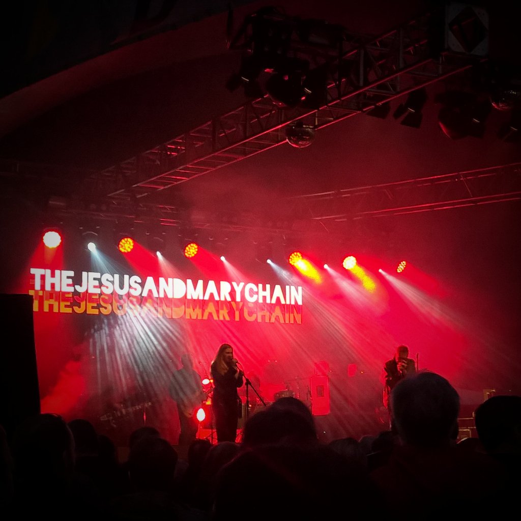 eateecookie's tweet photo. Watching #JesusAndMaryChain !! At #Beyondthetracks, #Birmingham https://t.co/5MlcPsyF7W