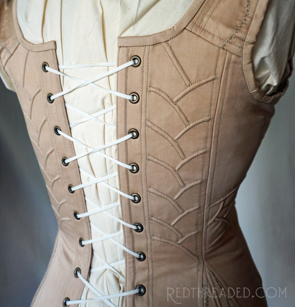 RedthreadedCS's tweet image. 1830&apos;s repro stays. Based on a set at the @DARMuseum #corsetry #historicalcostuming #1830s #costumedesign