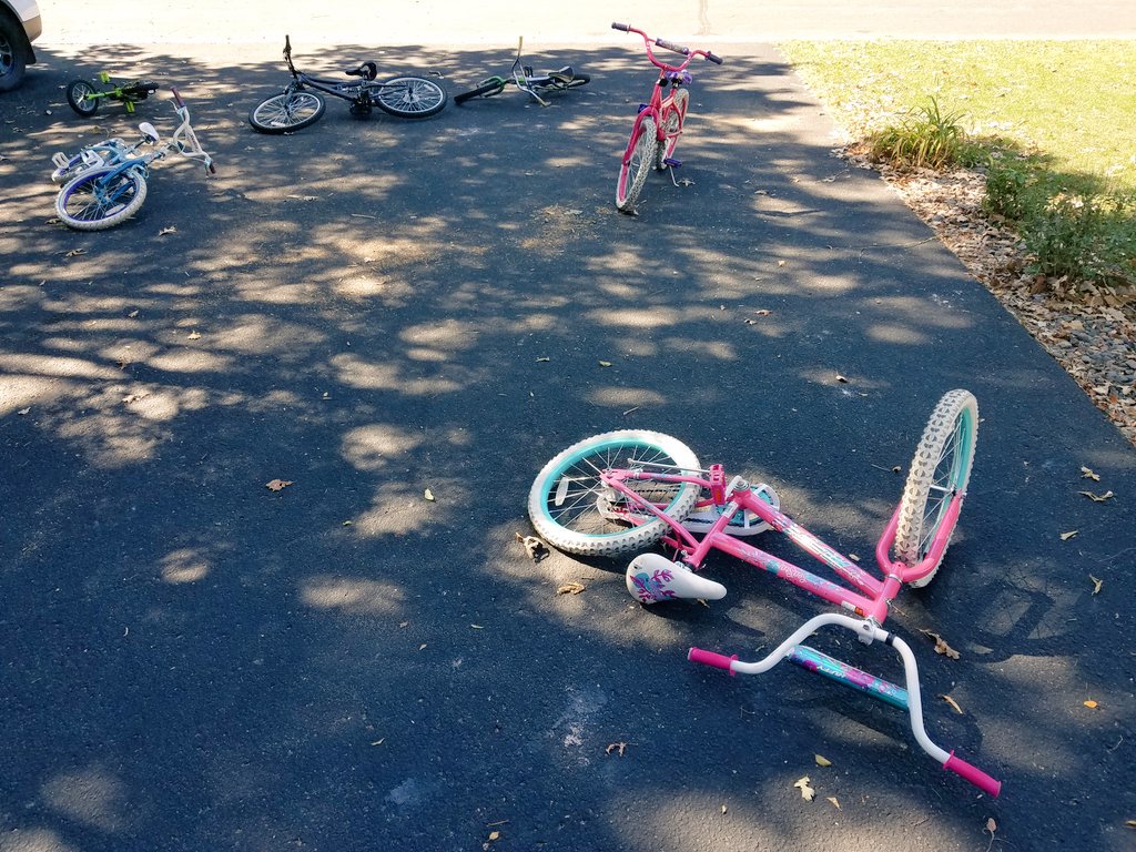 The traffic jam to get out to work today was horrific. #BehindTheBadge #takehomesquads