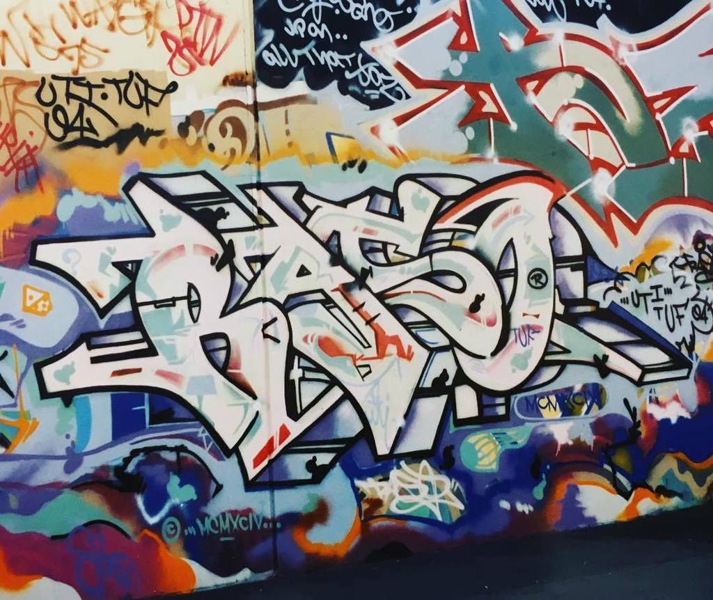 spraystreet's tweet photo. Raso UTI guessing at Venice
.
#losangeles #graffiti #lagraffiti #hardcopies #laoldschool #uti #undertheinfluence #uticrew @uticrew #streeta… https://t.co/Uh4da6mrR4