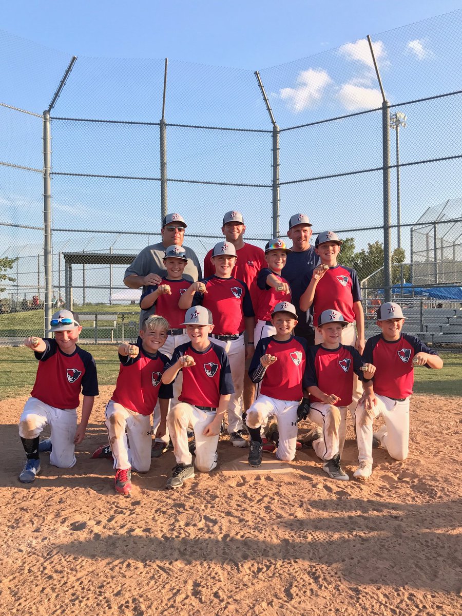 cwp1971's tweet photo. Great way to start the Fall season! #CPYL Patriots Baseball https://t.co/pQTOWwaUFd