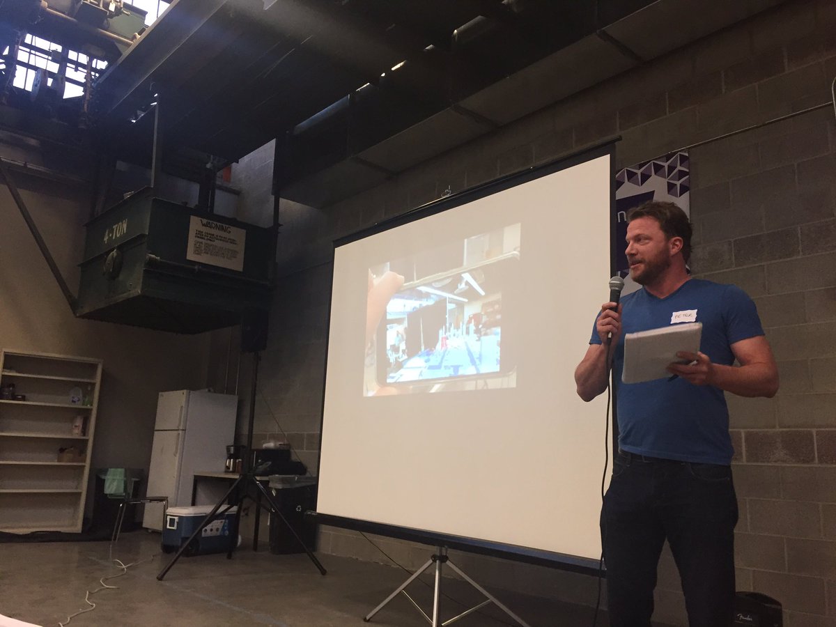SeaVRHackathons's tweet photo. Peter from @rosettastone announced the winner of the language learning prize challenge; congrats Atomic Brunette! 😻✨ #SeaVRHack https://t.co/Z261QfN391
