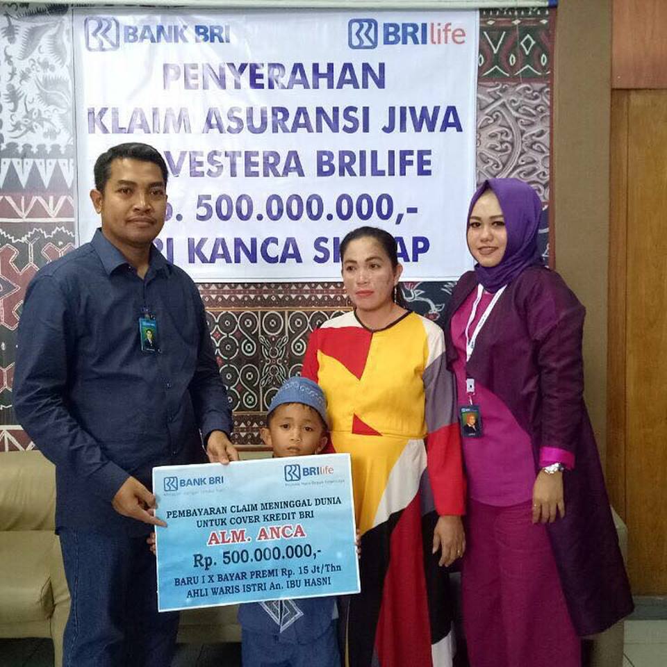 Bri Life Auf Twitter Pembayaran Klaim Meninggal Dunia Bri Life Davestera Wil Makassar Atas Polis Davestera Alm Anca Kpd Ahli Warisnya Sebesar Rp 500 000 000 Https T Co Jit4rqxg9s