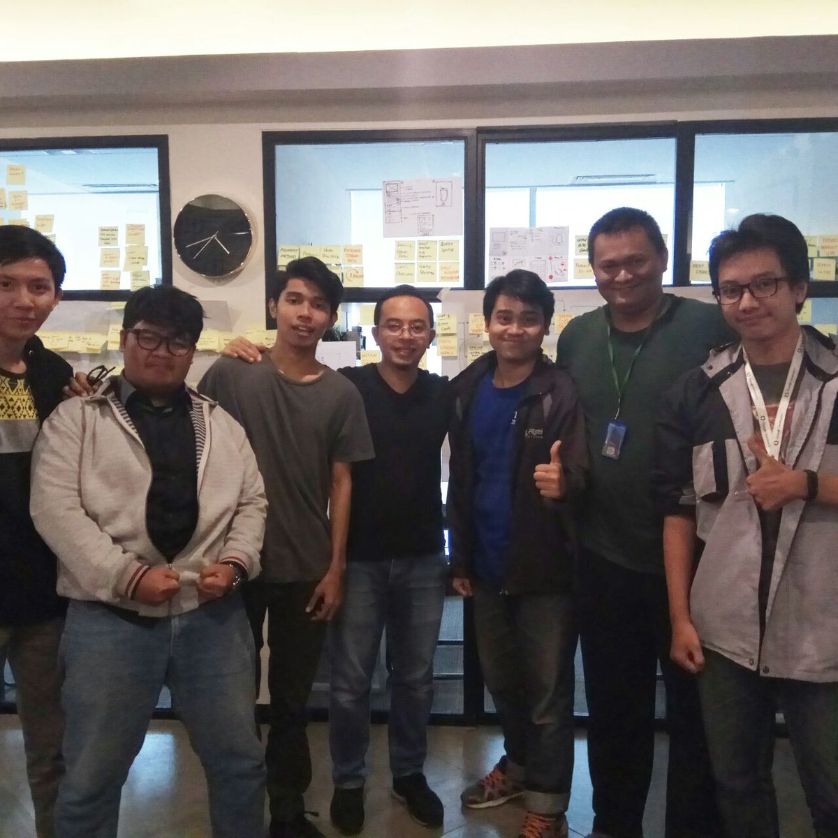 infosikad's tweet photo. Our team with the mentor #gnb #gnbaccelerator https://t.co/75PuhCpyWj