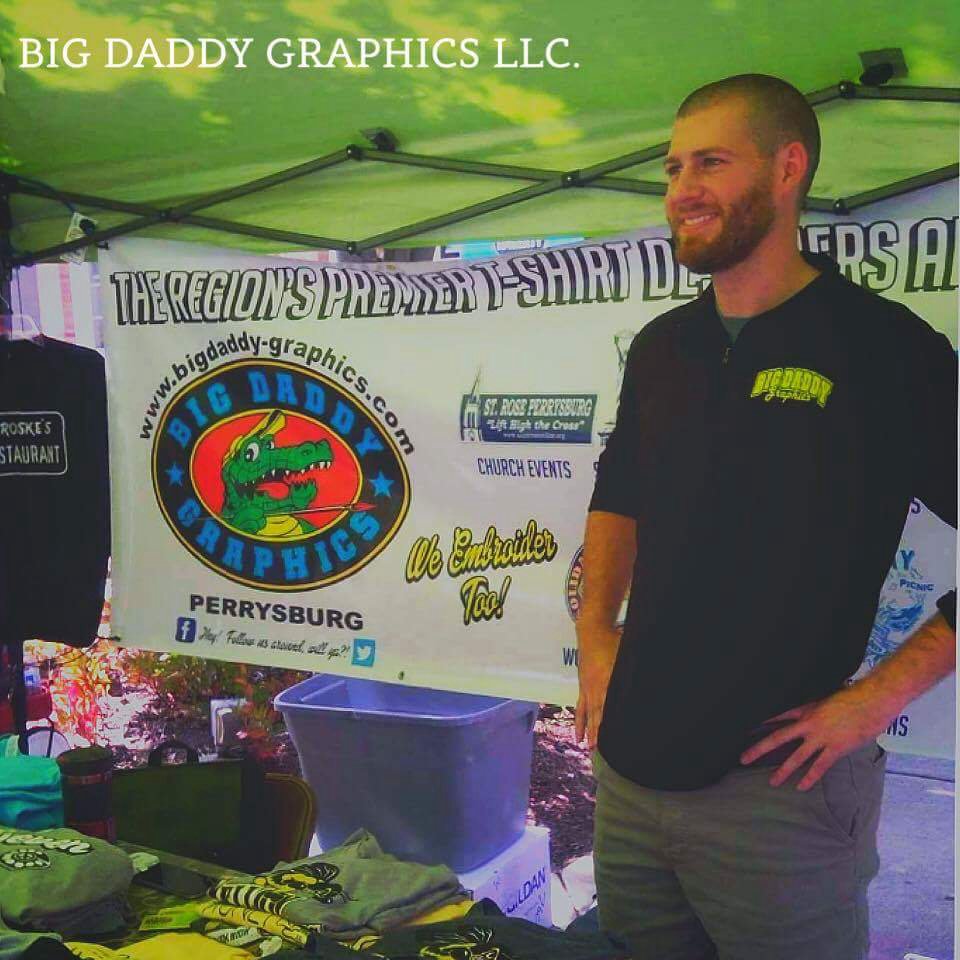 BigDaddyGraphic's tweet photo. Thanks to everyone who came out and visited us at #HarrisonRallysDay2017 π
.
#BigDaddyGraphics #DowntownPerrysburg #YourLocalScreenPrinter https://t.co/3EkkLURoGm