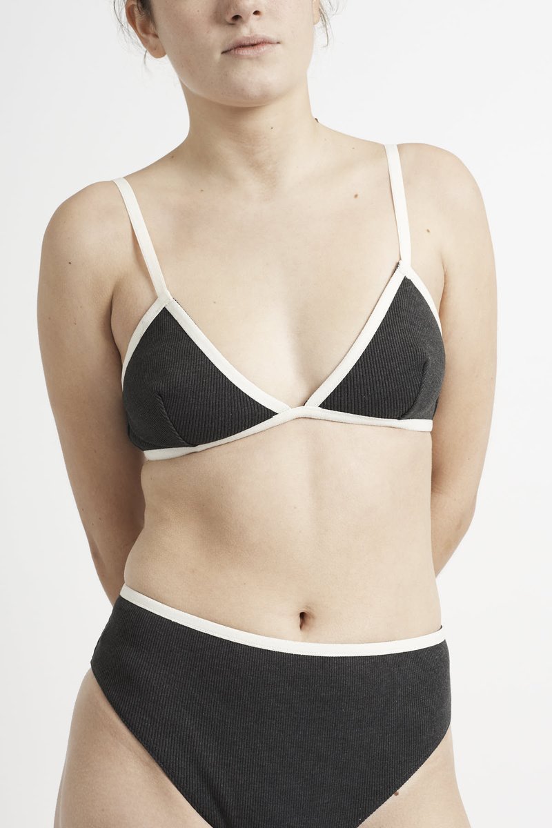 Collection II now available on elliss.co.uk/shop 
#sustainablefashion #consciousfashion #organiccotton