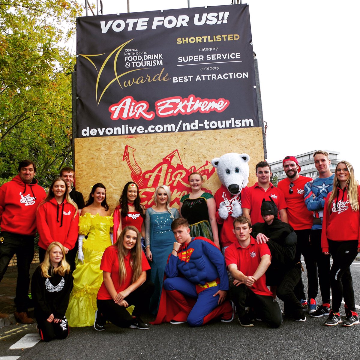 Great day <a href="/Barnstaplecarn/">Barnstaple Carnival</a> 
Vote for us in #ndevontourismawards #bestattraction #superservice dc-media.co.uk/nd-tourism/vot…