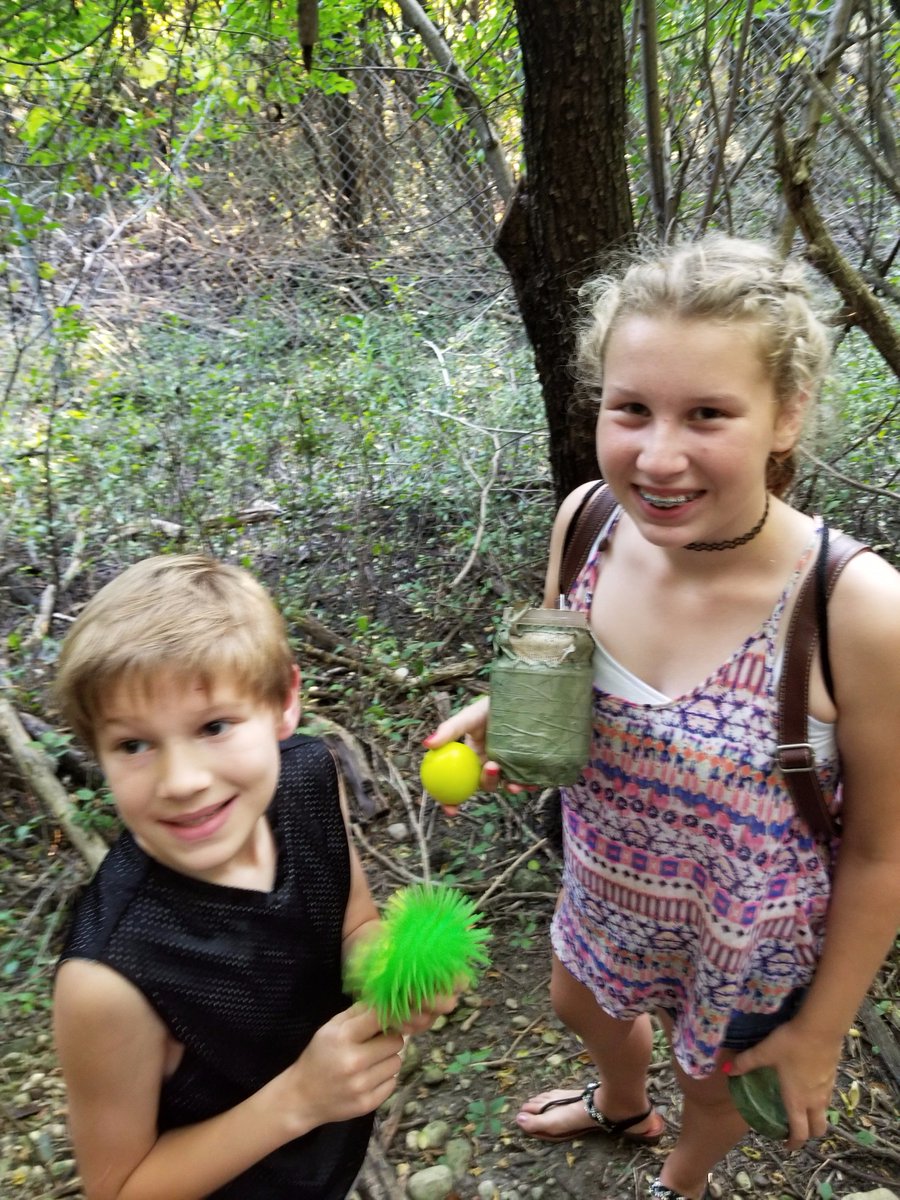 rodeferh's tweet image. Another 11 year old cache.  The September #GeoChallenge has us on a mission.  #GeocachingVlogger #CacheAdvance #geocaching