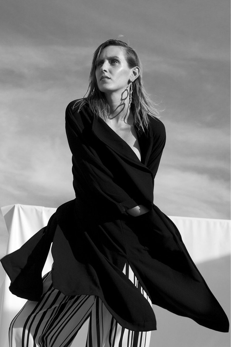 Producción: <a href="/wattlove/">mae williams</a>.studios | Make-Up: <a href="/sol/">Sol</a>.ferreiro | Modelo: <a href="/sabrina_geib/">Sabrina Geib</a>#AW17 ⚪️