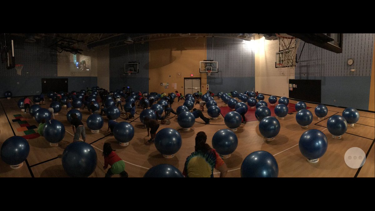 Stipes PE, Drumfit with giant dots! #DotDay2017 <a href="/stipespe/">Stipes PE</a> <a href="/stipesstallions/">Stipes Stallions</a>