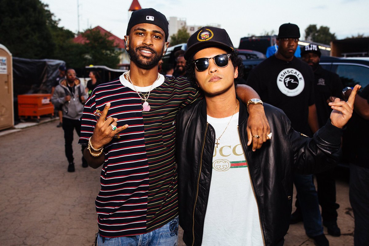 BigSean's tweet photo. Blessed n highly favored! Bruddas 🚀
📸: @thomasfalcone https://t.co/FZJR8PQrCd