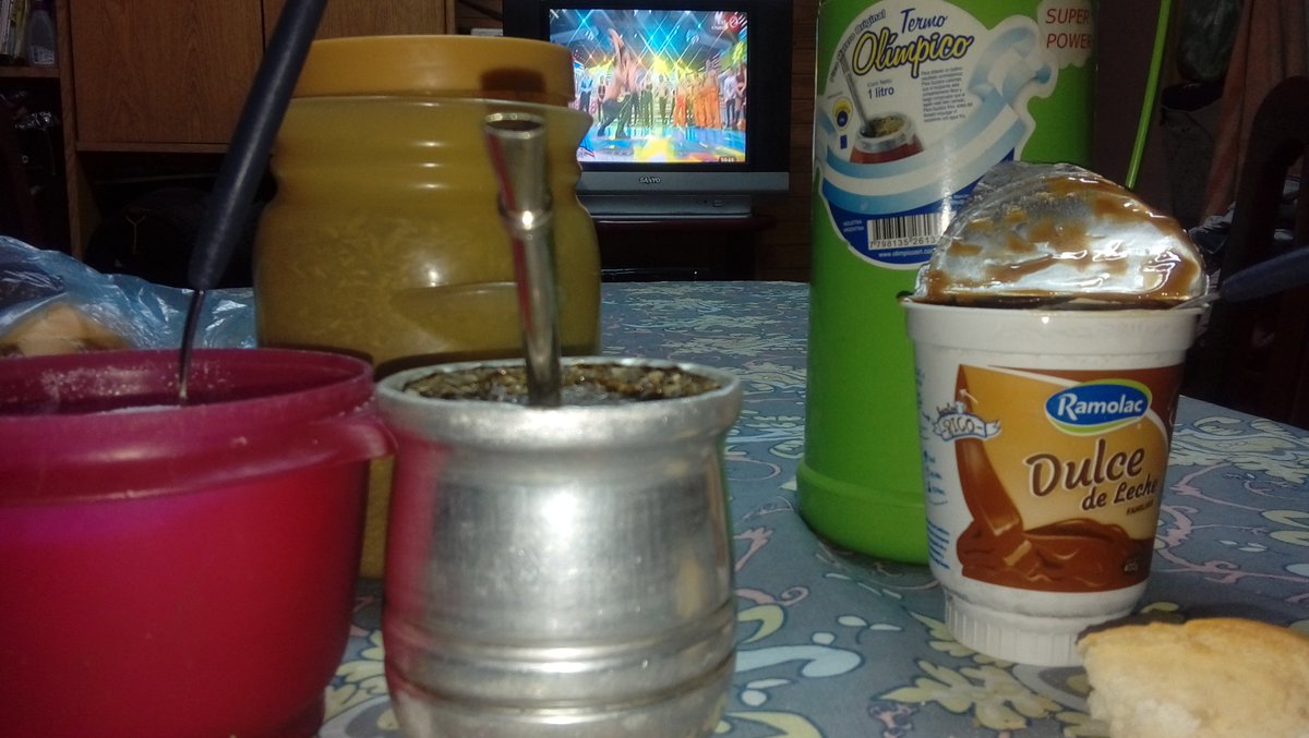 aldana_perales's tweet image. Asi o mas tranqui?😍disfrutando el finde #Jujuy #EnPlenaFiestaNacionalDeLosEstudiantes #CombatePregunta @combatearg VamosVerde y Mica💚