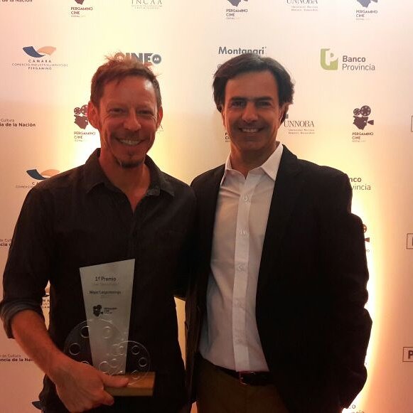 Leonardo Hussen, director de #PergaminoCine, junto a Ariel Rotter, ganador por La luz incidente del premio mayor!