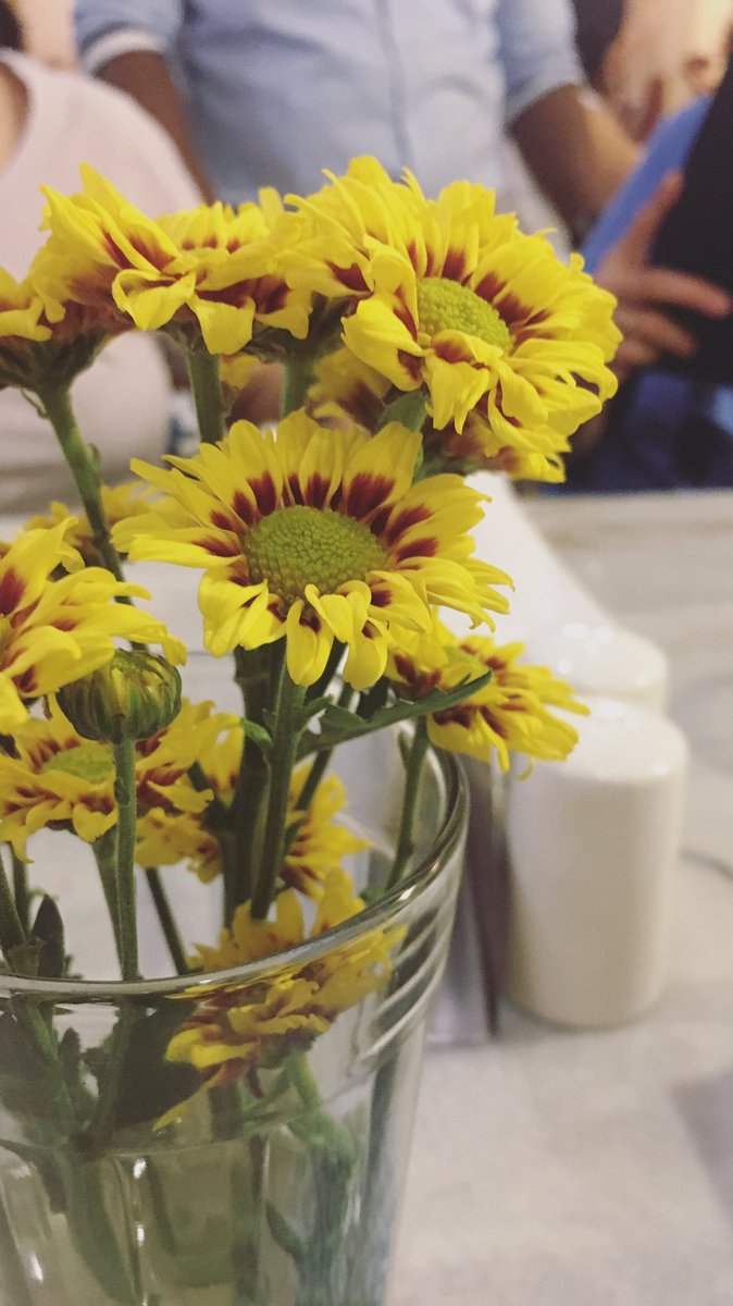 "But listen to me. For one moment quit being sad. Hear blessings drop their blossoms around you" - Rumi 💛💛💛 Have a wonderful day !