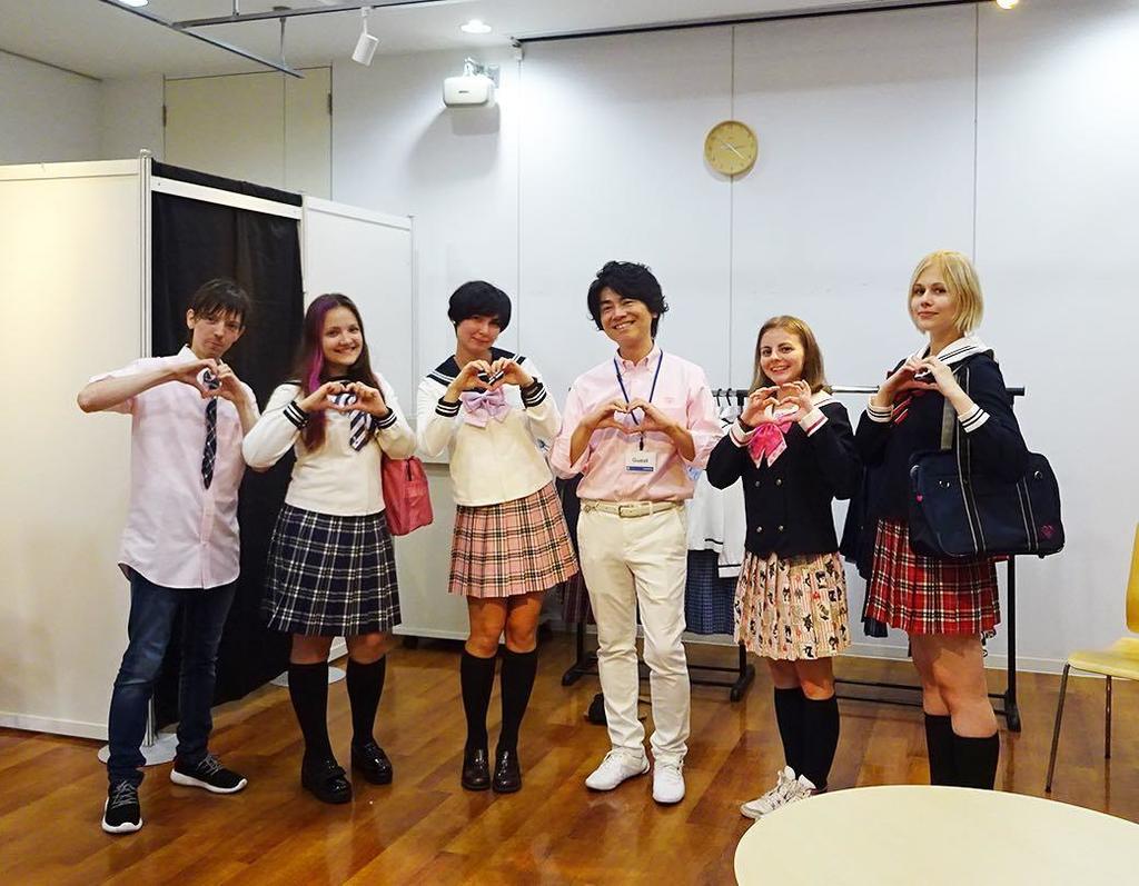 info_lucypop's tweet photo. 日露青年交流センター招聘プログラムで来日中のロシアの皆さんに制服ファッションを楽しんで頂きました！
東洋美術学校様、Dream Planet様、ありがとうございました！

#東洋美術学校 #日露 #ロシア #dreamplanet #lucypop #lucypopjapan … https://t.co/a77woHagBA