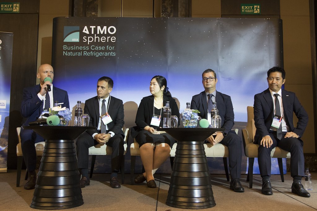 ATMOEvents's tweet photo. Kicking off the #MarketTrends session w/ #MayekawaThailand #EPTA #Danfoss #PATKOL and #shecco - let's see how #NatRefs are doing! #ATMOAsia https://t.co/JRSuRp3BQn