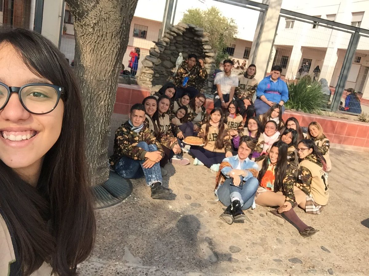 AliIdmj's tweet photo. 💕Amor a la #Promo17 #Inim17able #PaulaMontal #D1s7inta 💕 https://t.co/mOhxb4xIo7