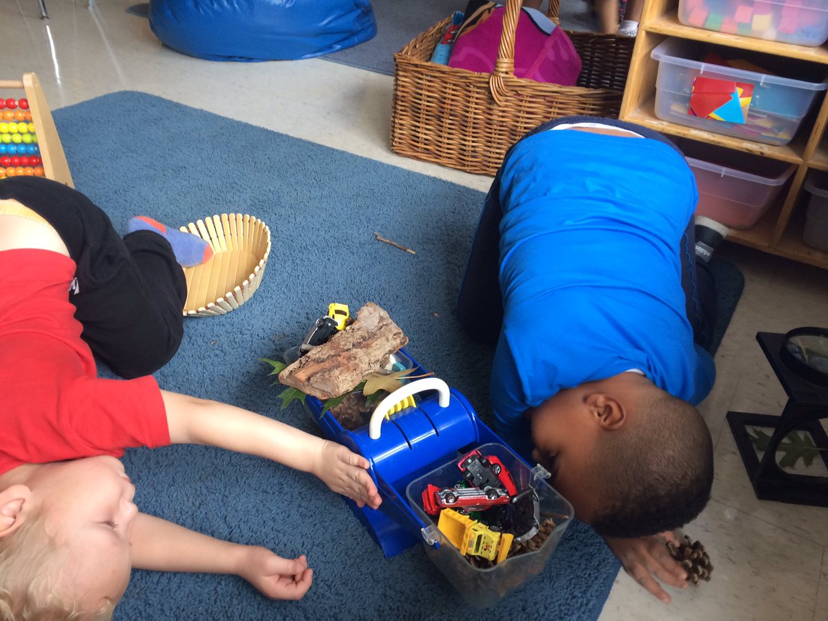 MsSEmmett's tweet photo. SKs are already exploring new materials in the math corner. 4 pine cones = 1 red car π #kinderland #playbasedinquiry @BurnhamthorpeFI ππΎπ https://t.co/pTCpt9lhAb
