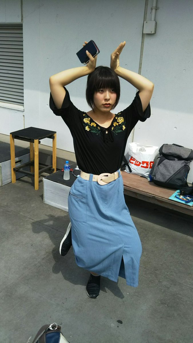 Arcturus アークトゥルス メンバー紹介 村田真舗 むらたまと呼ばれてます 普段は明るく笑顔が印象的ですが演技となると別人 高い集中力と培った技術で 見る人を圧倒します そんな彼女の座右の銘は 浅く広くより深く狭く 彼女らしいとても素晴らしい座右の銘 Arcturus アークトゥルス メンバー紹介 村田真舗 むらたまと呼ばれてます 普段は明るく笑顔が印象的ですが演技となると別人 高い集中力と培った技術で 見る人を圧倒します そんな彼女の座右の銘は 浅く広くより深く狭く 彼女らしいとても素晴らしい座右の銘
