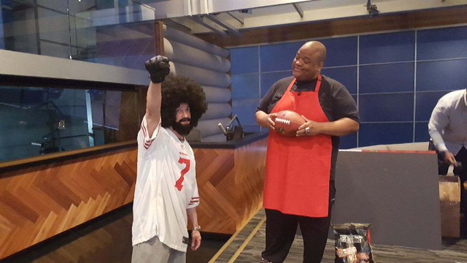 View image on Twitter