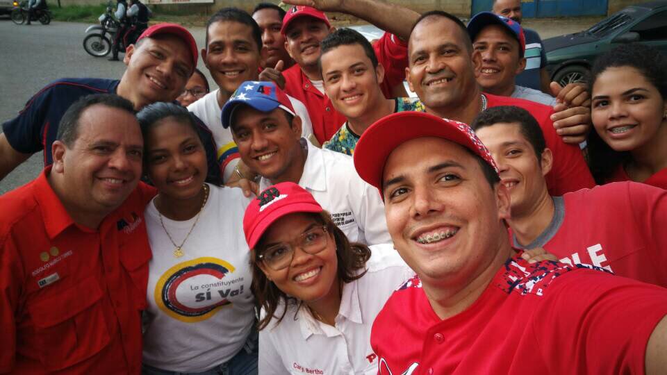 RMarcoTorres's tweet photo. En Camatagua disfrutamos de la energía de nuestros niños y jóvenes de la Patria, esencia y fuerza de nuestra lucha #MiPatriaFrenteEnAlto https://t.co/RUgksejxSY
