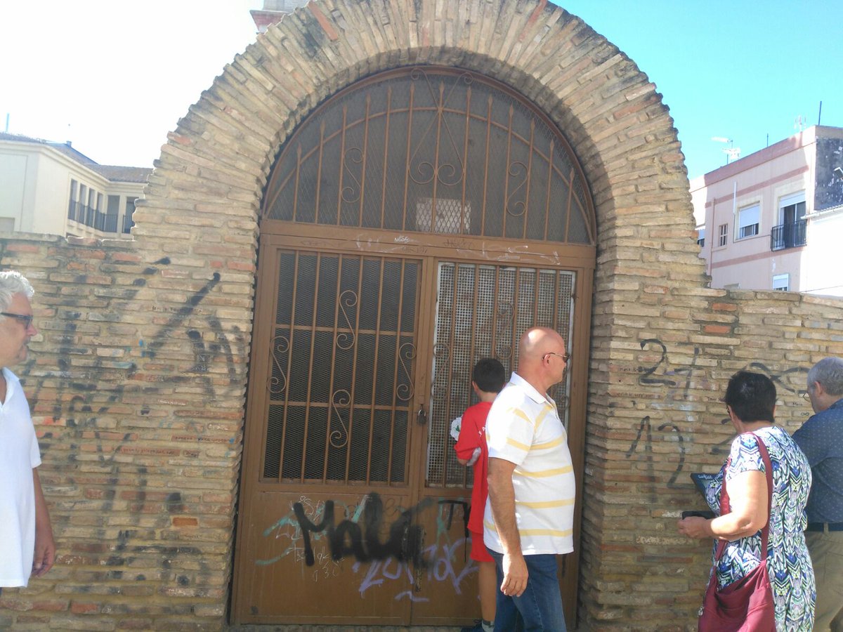 CCD_PValencia's tweet photo. Para #CCDQuart es indignante comprobar como @quartdepoblet descuida la #CisternaMunicipal Bien de Interés Cultural @CCDcentro @CCD_Torrent https://t.co/o4bLOXqgHO