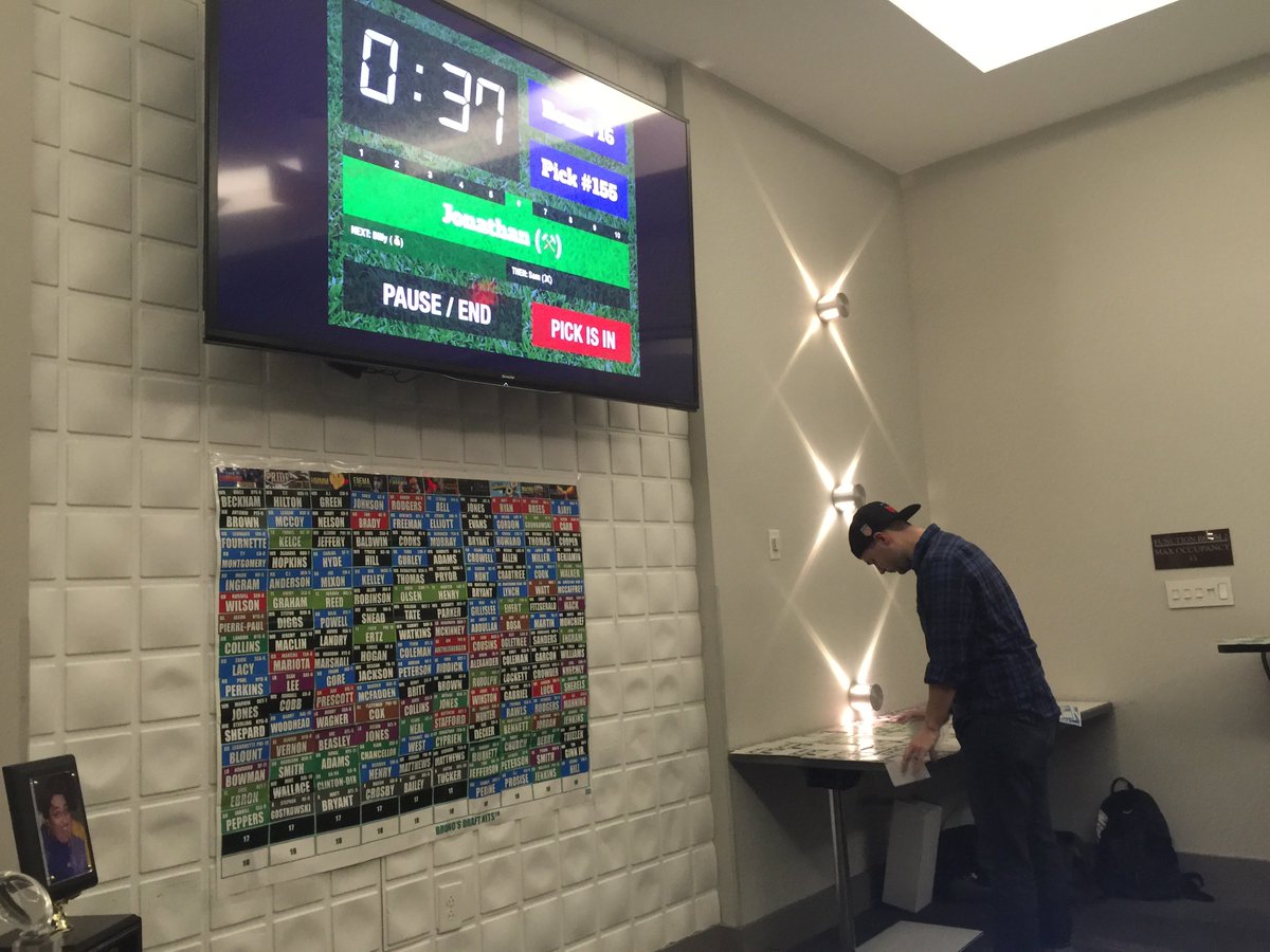 Dan Allen tweet media